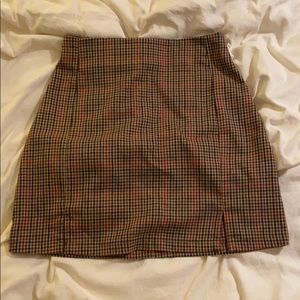 brandy melville mini skirt